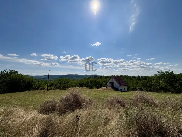 Eladó telek Teleki 1772 nm