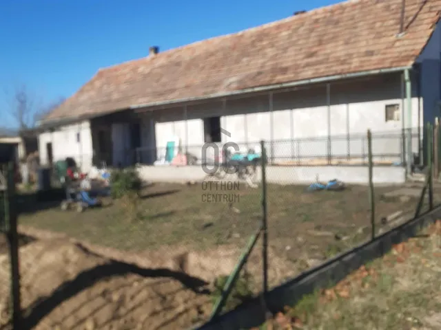 Eladó ház Dég 80 nm