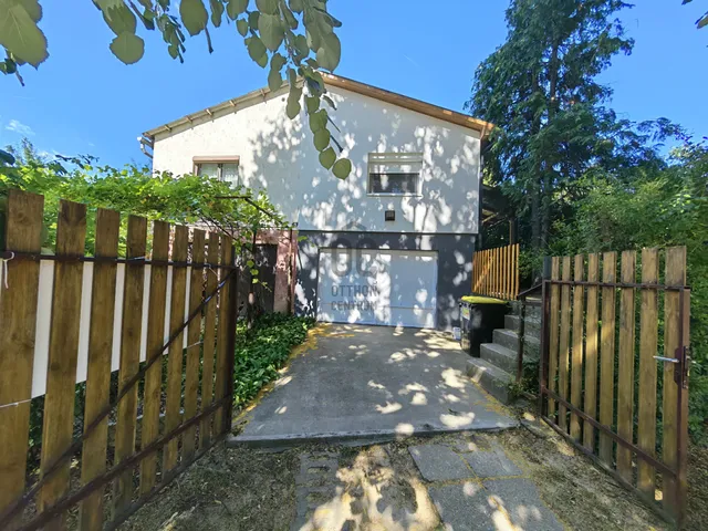 Eladó nyaraló Siófok, Fokihegy 92 nm