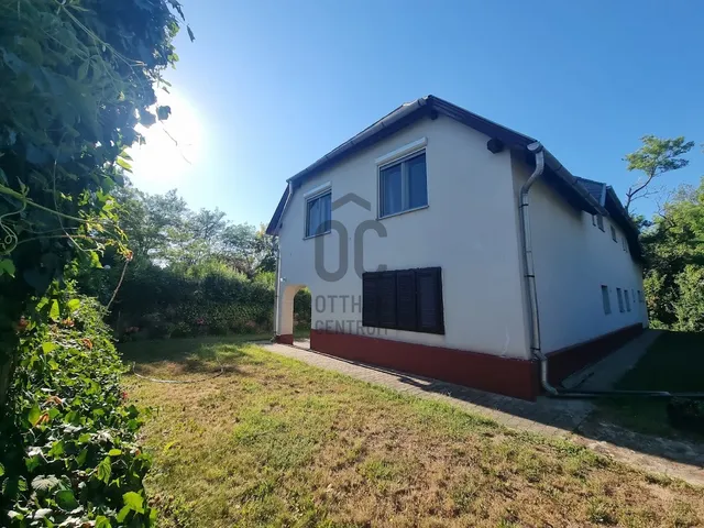 Eladó ház Siófok, Töreki 223 nm