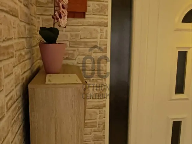 Eladó ház Tab 50 nm