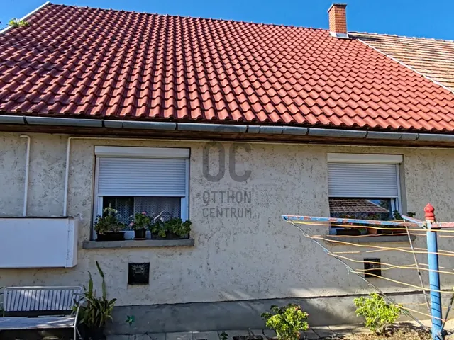 Eladó ház Kőröshegy 1853 nm