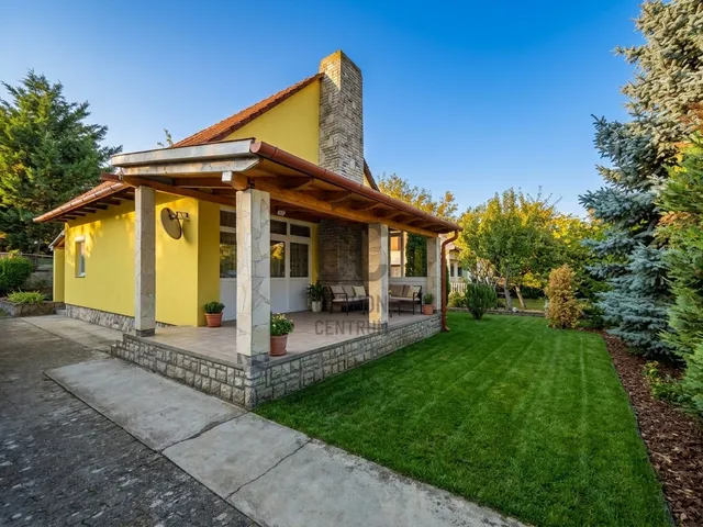 Eladó nyaraló Siófok 80 nm
