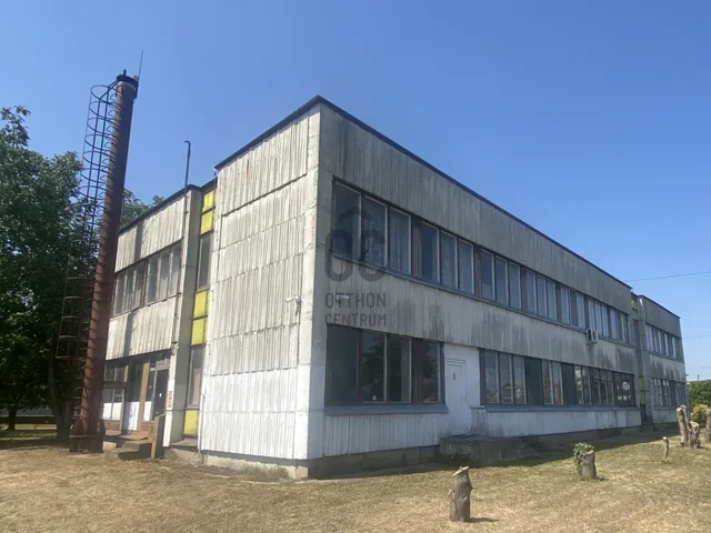Eladó kereskedelmi és ipari ingatlan Hajdúszoboszló 760 nm