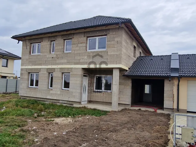Eladó ház Debrecen, Tégláskert 187 nm