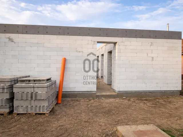 Eladó ház Téglás 80 nm