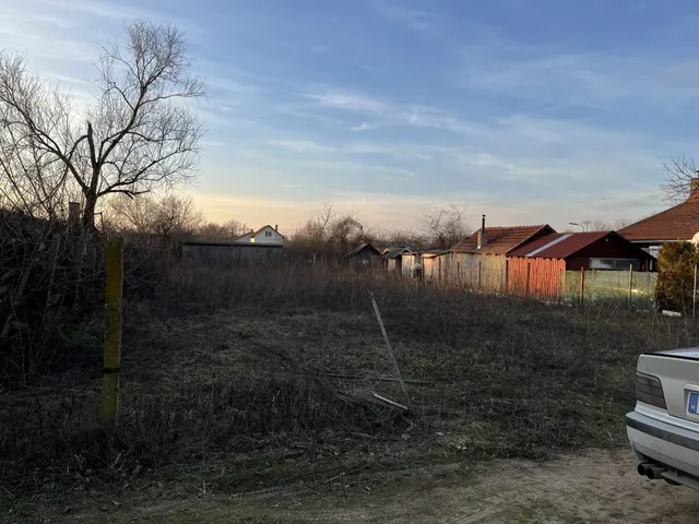 Eladó telek Debrecen, Bayk András-kert 825 nm