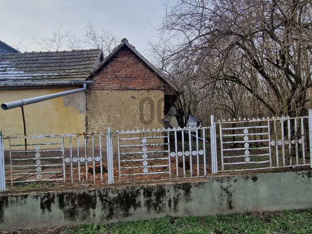 Eladó telek Debrecen, Józsa 1390 nm