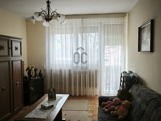 Eladó ház Mikepércs 160 nm