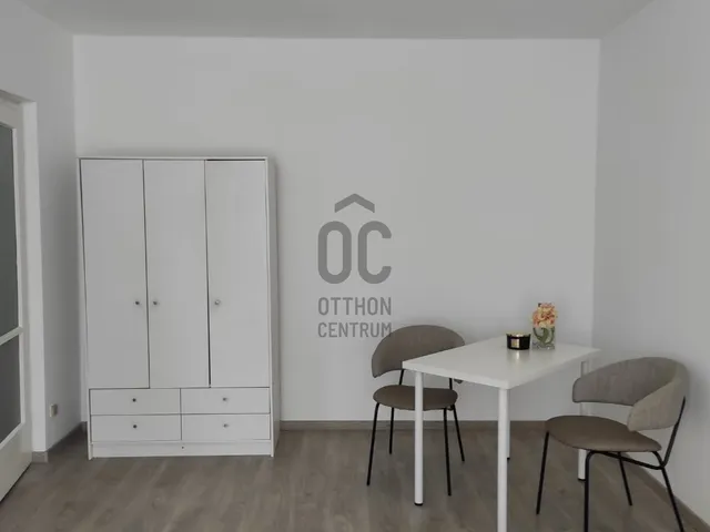 Eladó lakás Debrecen, Vénkert 35 nm
