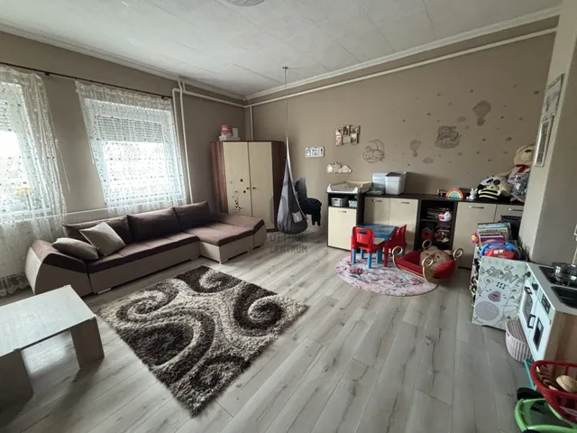 Eladó ház Hajdúsámson 110 nm