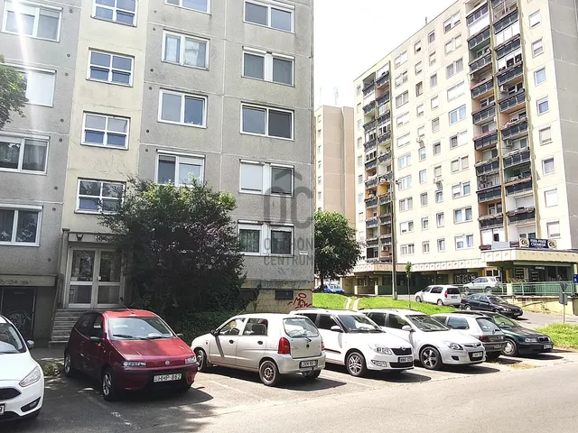 Eladó lakás Debrecen, Tócóskert 79 nm
