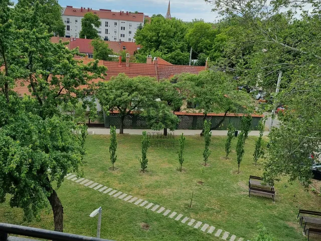 Eladó lakás Debrecen, Belváros 42 nm