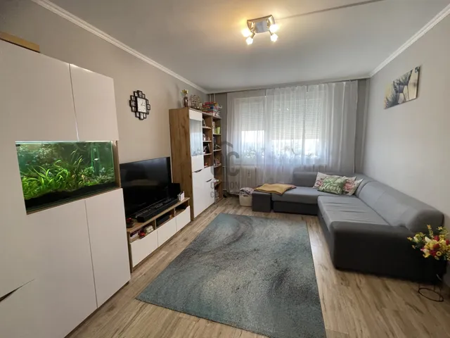 Eladó lakás Debrecen, Vénkert 54 nm
