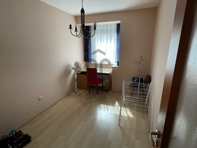 Kiadó lakás Debrecen, Belváros 71 nm