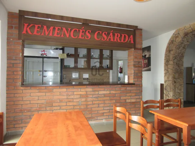 Eladó kereskedelmi és ipari ingatlan Nyíradony 210 nm