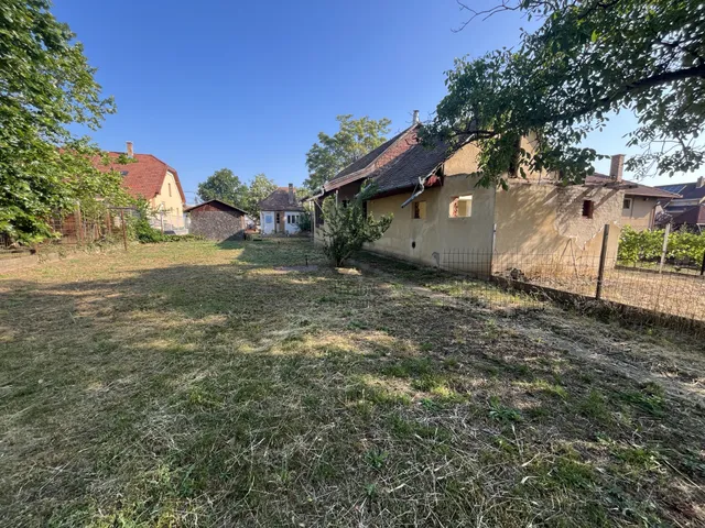 Eladó telek Debrecen, Csapókert 1098 nm