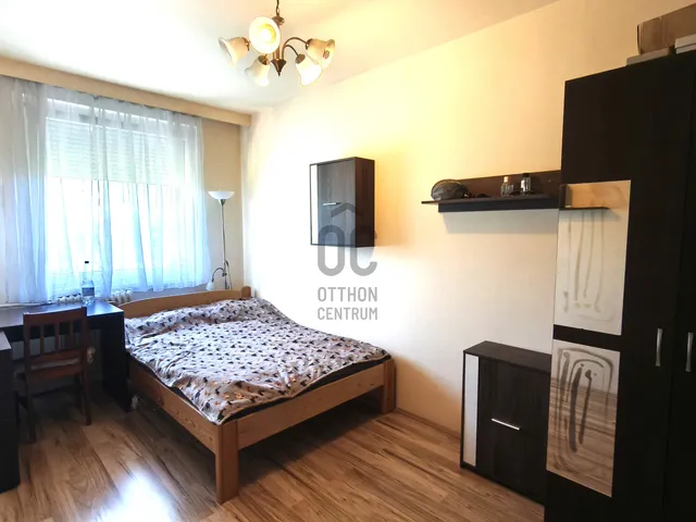 Eladó lakás Debrecen, Vénkert 69 nm