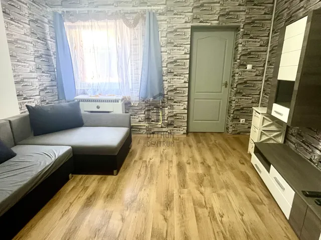 Kiadó ház Debrecen, Belváros 45 nm