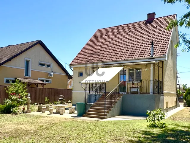 Eladó ház Debrecen, Gerébytelep 220 nm