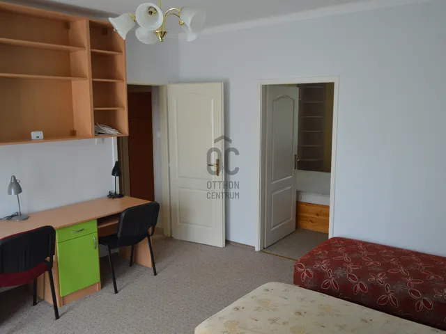 Kiadó lakás Debrecen, Nagyerdő 58 nm