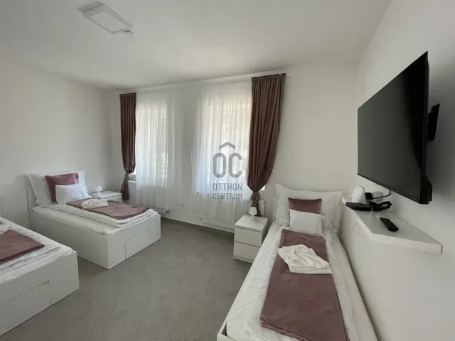 Kiadó ház Debrecen, Óváros 133 nm
