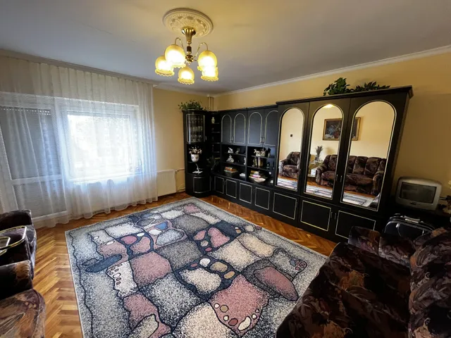 Eladó ház Debrecen, Szabadságtelep 200 nm
