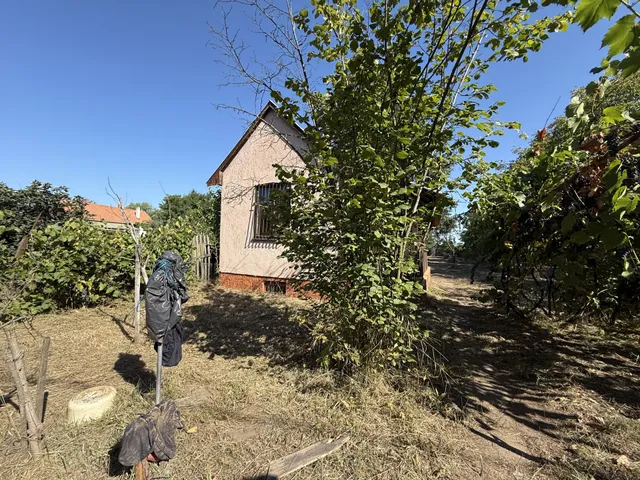 Eladó telek Debrecen 821 nm