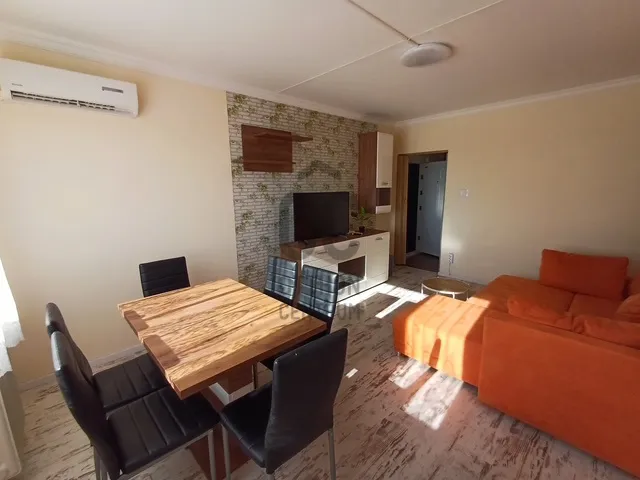 Eladó lakás Debrecen, Vénkert, Hortobágy utca 65 nm