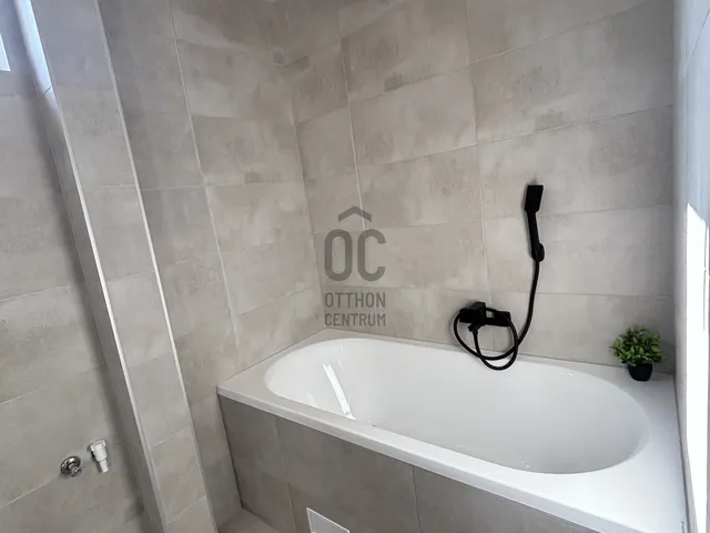 Eladó ház Debrecen, Csapókert 208 nm