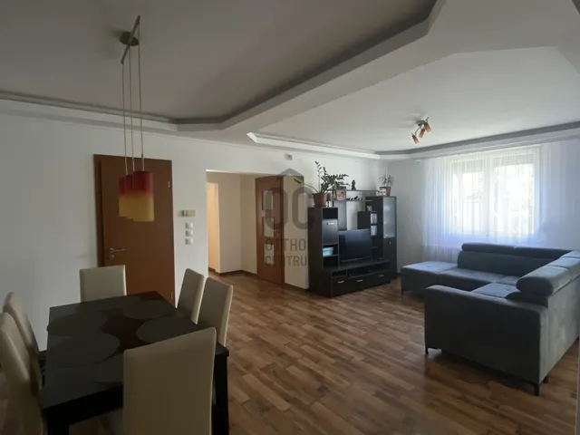 Eladó ház Hajdúsámson, Sámsonkert 160 nm