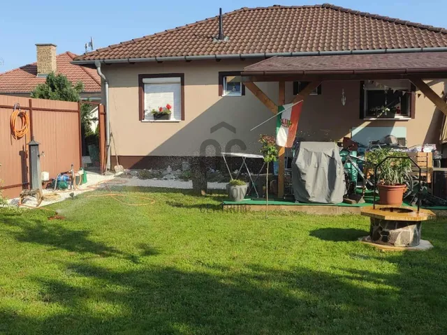 Eladó ház Hajdúsámson, Sámsonkert 67 nm