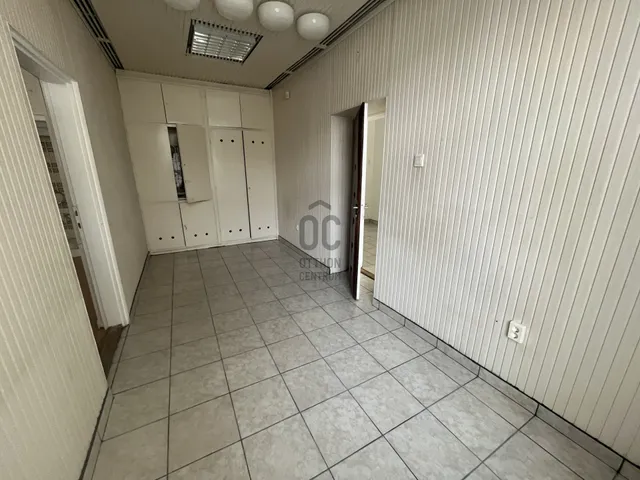 Kiadó kereskedelmi és ipari ingatlan Debrecen, Belváros 198 nm