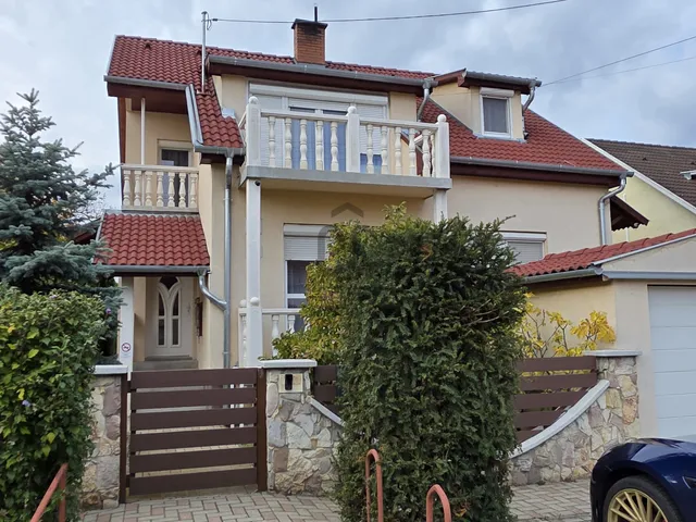 Kiadó ház Debrecen, Szabadságtelep 350 nm