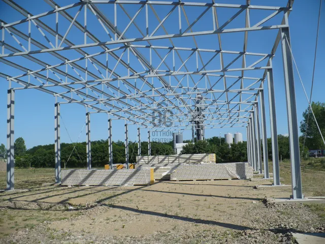 Eladó kereskedelmi és ipari ingatlan Hajdúsámson 758 nm