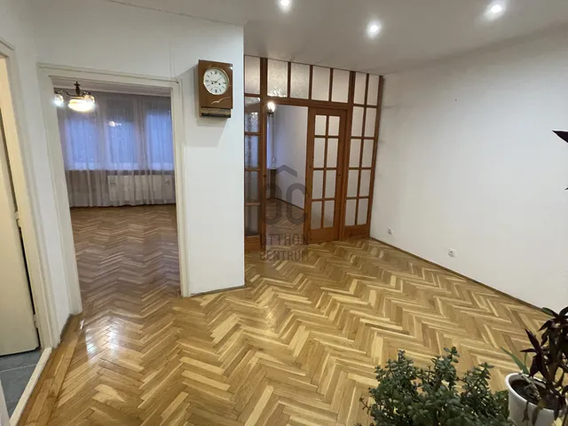 Eladó lakás Debrecen, Vargakert 60 nm