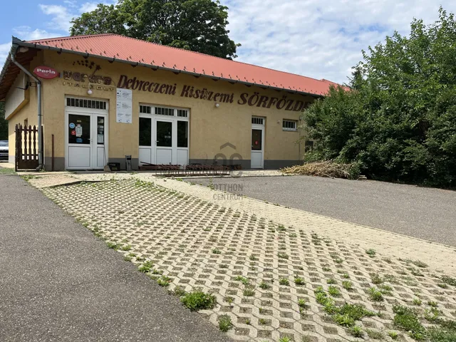 Eladó kereskedelmi és ipari ingatlan Debrecen, Nagysándor-telep 560 nm