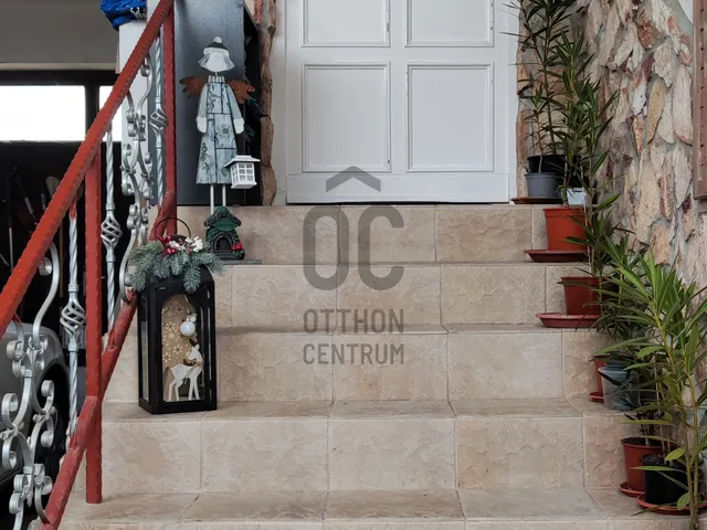 Eladó ház Debrecen, Csapókert 210 nm