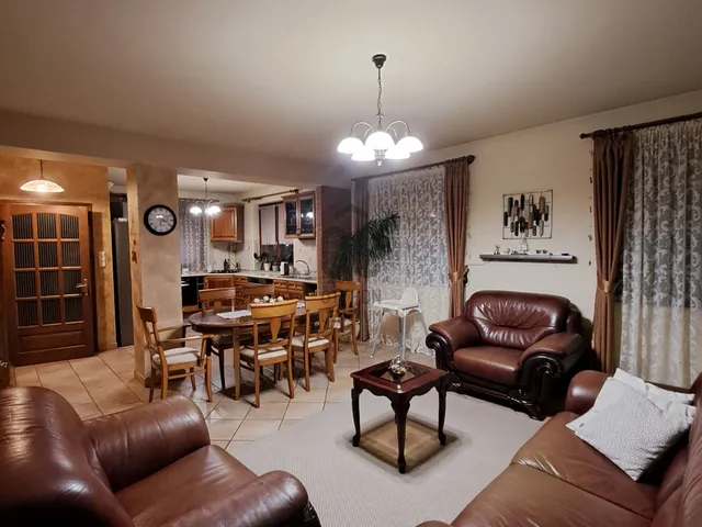 Eladó ház Debrecen, Veres Péter-kert 128 nm