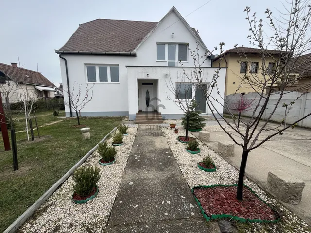 Eladó ház Bocskaikert 150 nm