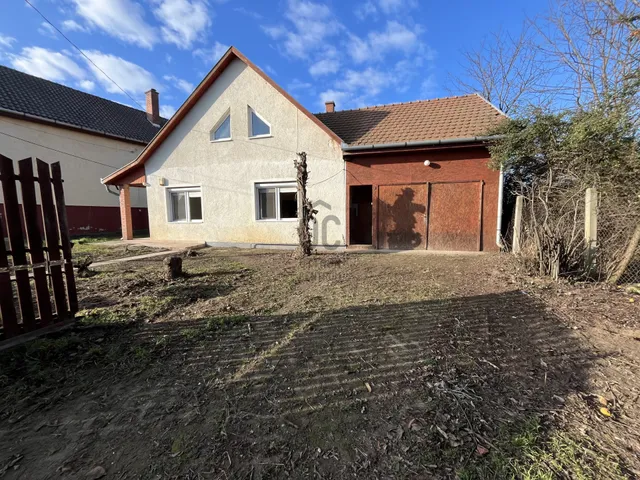 Eladó ház Debrecen, Biharikert 165 nm