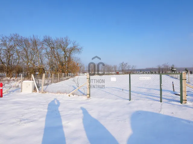 Eladó telek Debrecen, Pallag 1475 nm