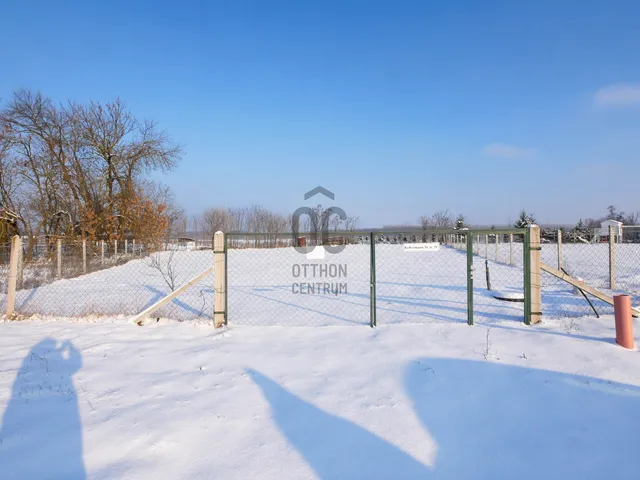 Eladó telek Debrecen, Pallag 1475 nm