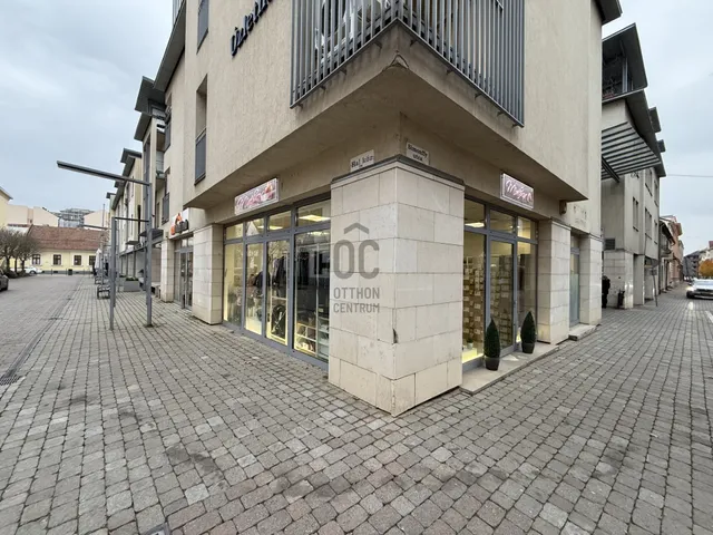 Kiadó kereskedelmi és ipari ingatlan Debrecen, Belváros 83 nm