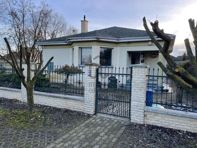 Eladó ház Debrecen, Biharikert 120 nm