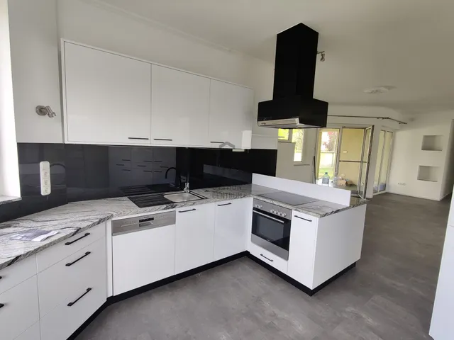 Eladó ház Debrecen, Biharikert 120 nm