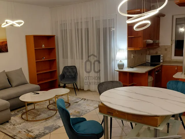 Kiadó lakás Debrecen, Nagyerdő 73 nm