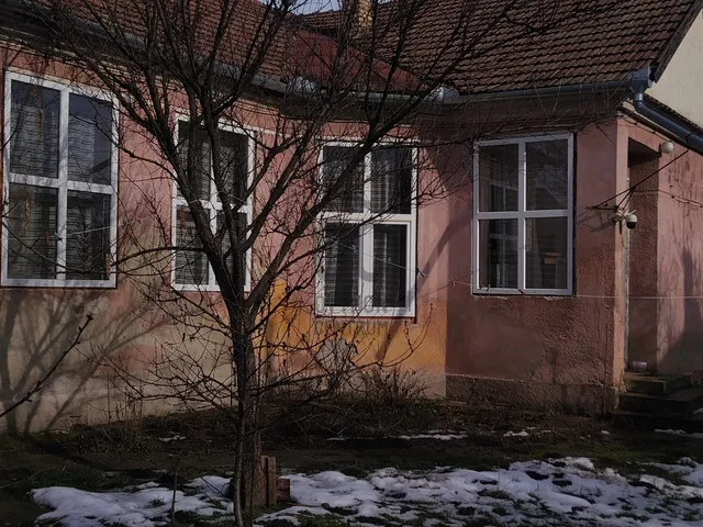 Eladó ház Zsáka 100 nm