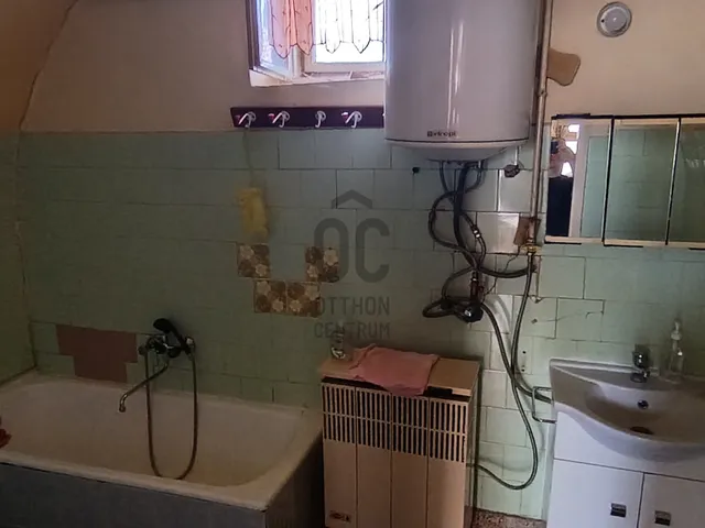 Eladó ház Zsáka 100 nm