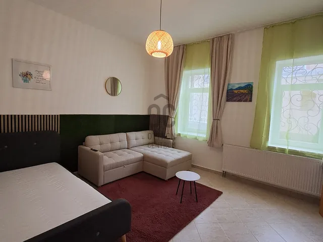 Eladó ház Debrecen, Óváros 35 nm